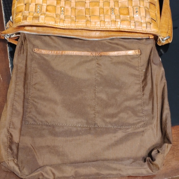 Vilenca Holland Woven Style Studs Purse Brown - Picture 13 of 16